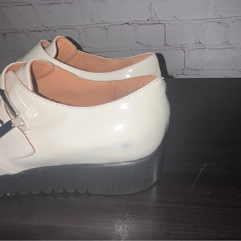Aquatalia Patent‎ Leather Buckle Loafers women’s size 7